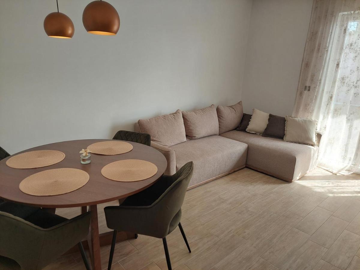 Apartmani Diana Biograd Na Moru Εξωτερικό φωτογραφία