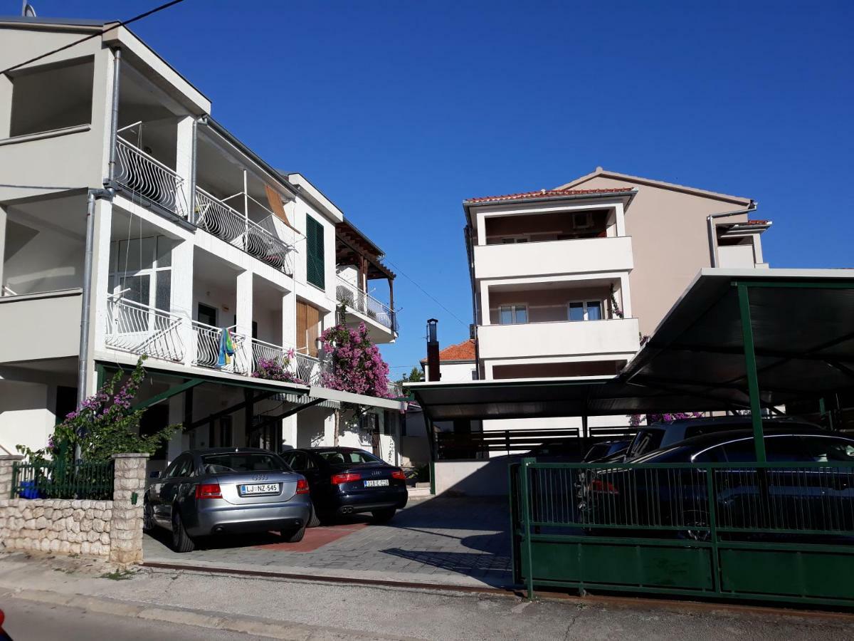 Apartmani Diana Biograd Na Moru Εξωτερικό φωτογραφία